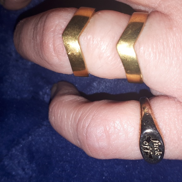 💍4/$40📿3 ring lot - Picture 5 of 6